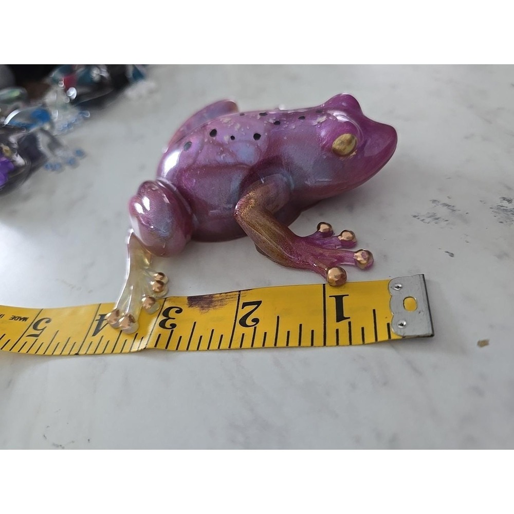 Purple Resin Frog Home Decor Figure Handmade 713 - Picture 7 of 7